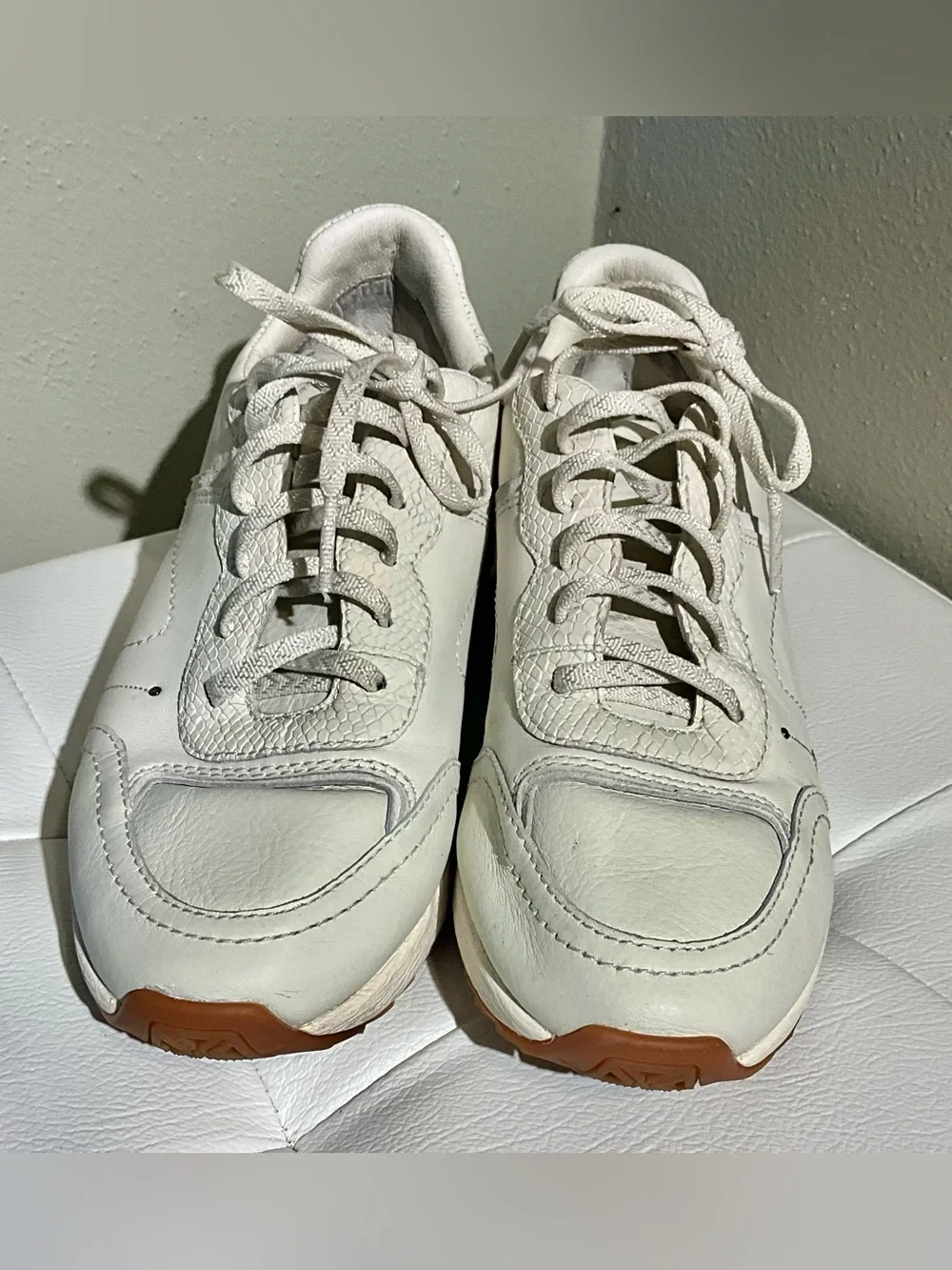 Frankie4 White Leather Casual Sneakers 8
